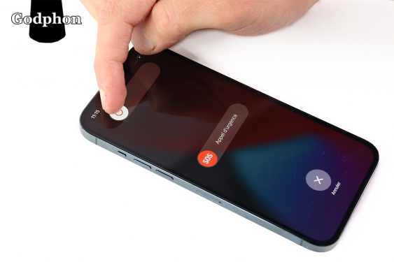 iphone 12 pro max charging connector step 1 image 2