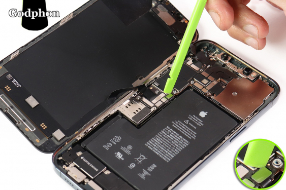 iphone 12 pro max charging connector step 11 image 1