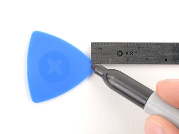 iPhone 7 Battery Replacement, Mark your opening picks: step 2, image 2 of 3